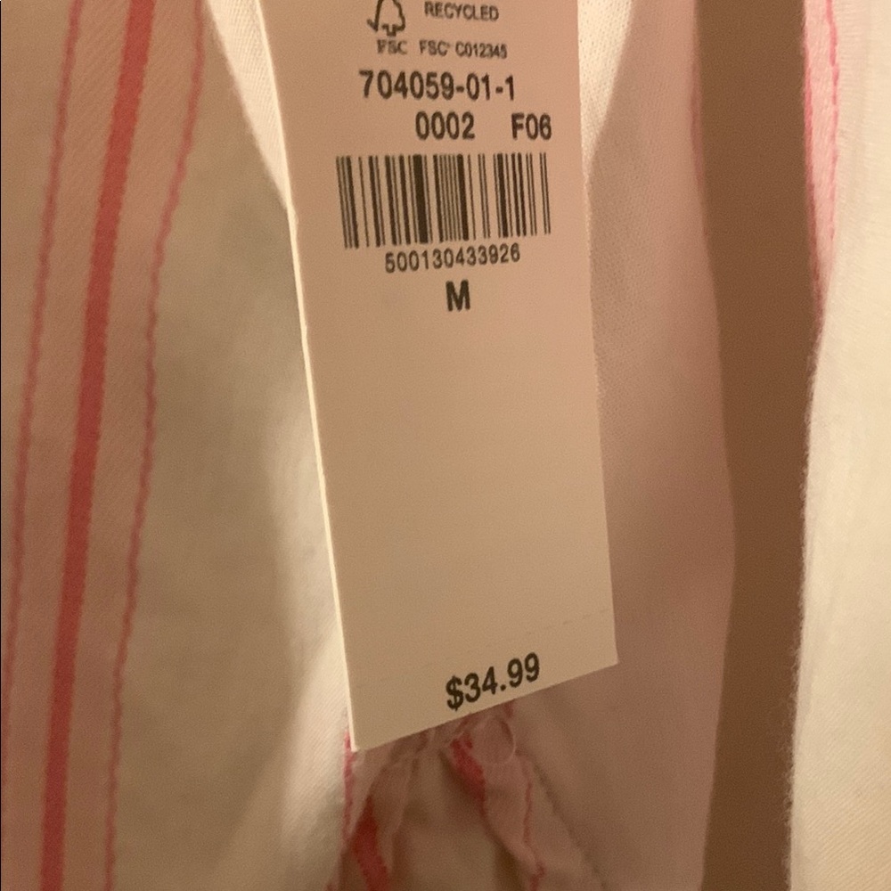 NWT! Old Navy Women's Button Down Cropped Shirt - Medium - Picture 8 of 8